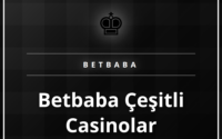 Betbaba çeşitli casinolar lobisinde yer alan slot makineleri.