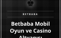 Akıllı telefonunda Betbaba mobil oyun ve casino altyapısı ile slot oyunu oynayan bir kişi.